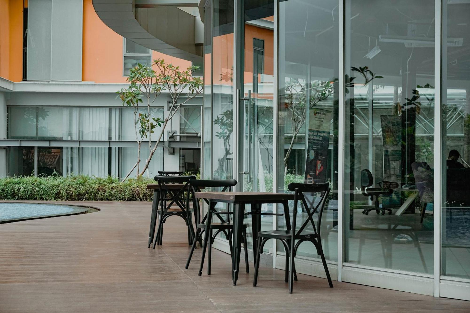 Spacious And Elegant 1br Pejaten Park By Travelio Appartement